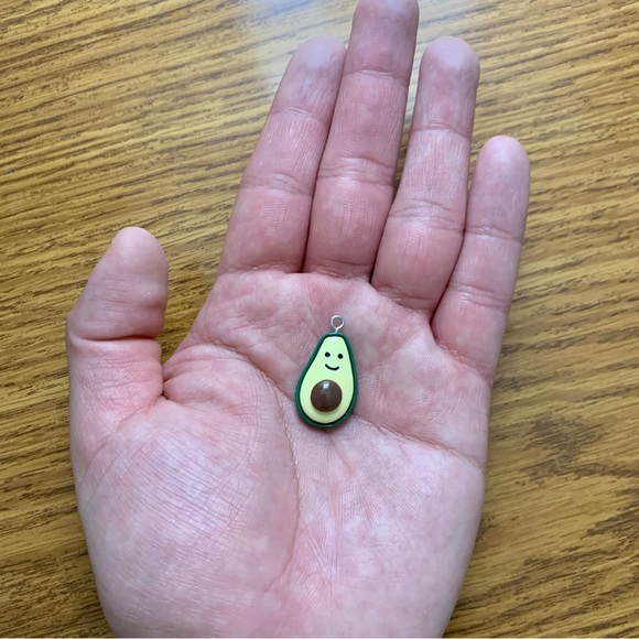SOLD❗️Avocado Charm Pendant - Picture 5 of 8
